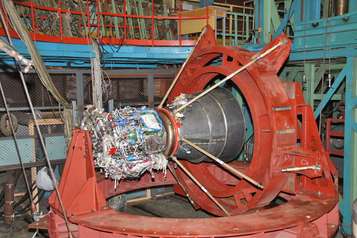 Upper stage main engine, structural test